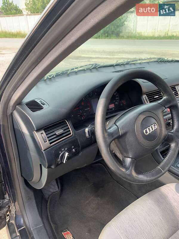 Седан Audi A6 1998 в Ровно