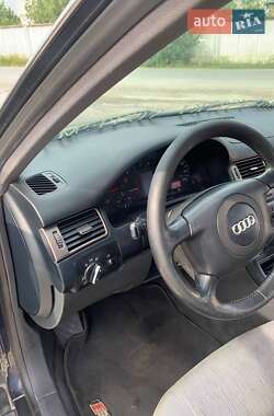 Седан Audi A6 1998 в 