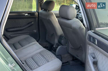 Универсал Audi A6 2001 в 