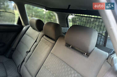 Универсал Audi A6 2001 в 