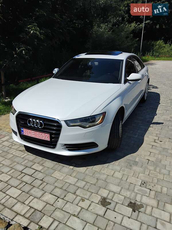 Седан Audi A6 2015 в 