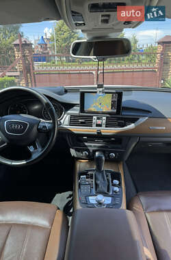 Седан Audi A6 2015 в 