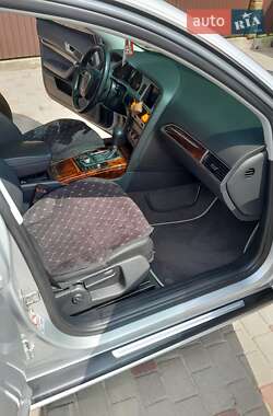 Седан Audi A6 2010 в 