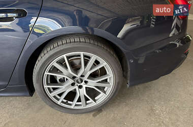 Седан Audi A6 2023 в 