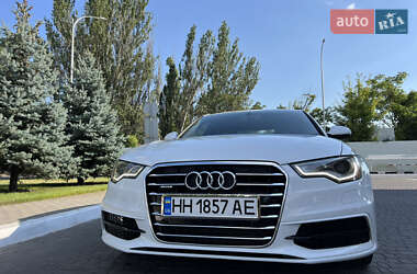 Седан Audi A6 2014 в 