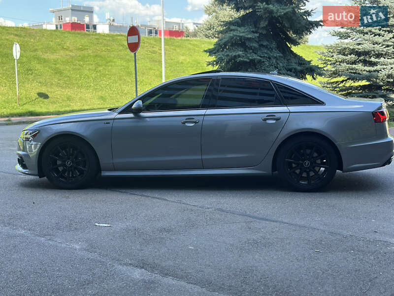Седан Audi A6 2015 в Киеве