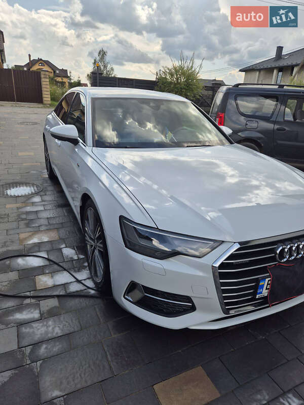 Седан Audi A6 2018 в Львове