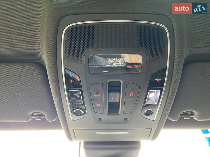 Седан Audi A6 2018 в Киеве