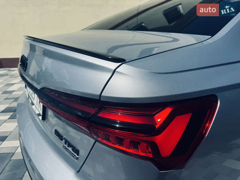 Седан Audi A6 2019 в Днепре