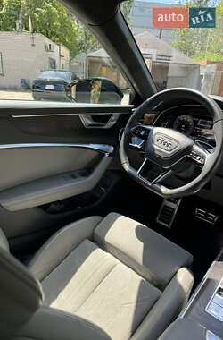 Седан Audi A6 2019 в 