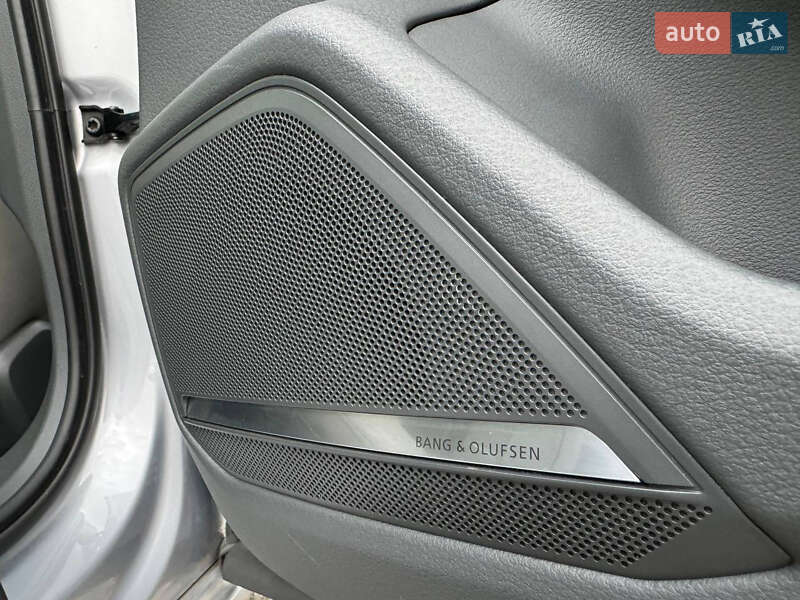 Седан Audi A6 2019 в Днепре