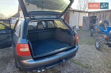 Универсал Audi A6 2003 в Костополе