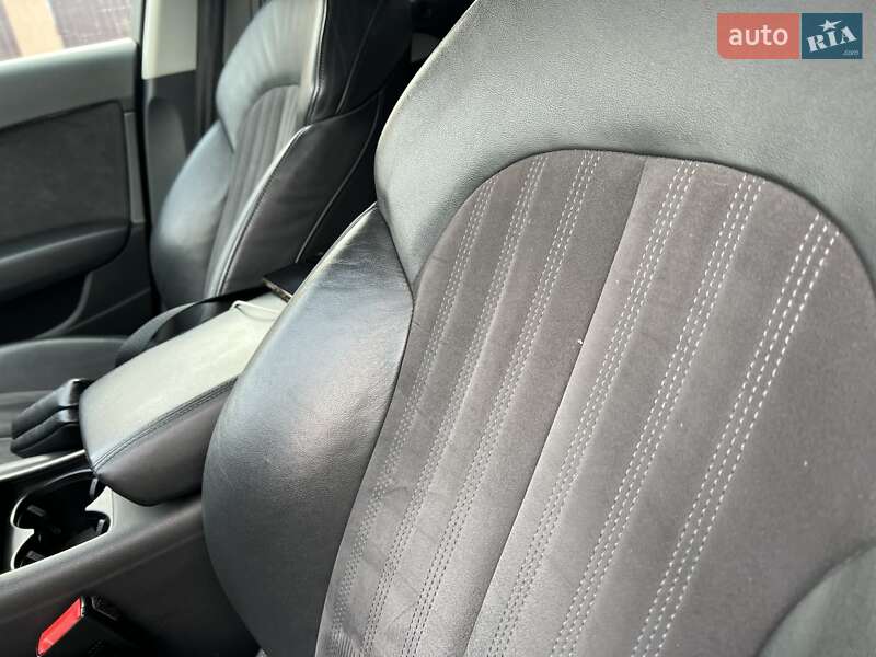 Седан Audi A6 2015 в Львове