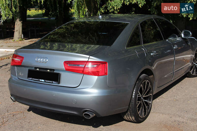 Седан Audi A6 2013 в Монастырище