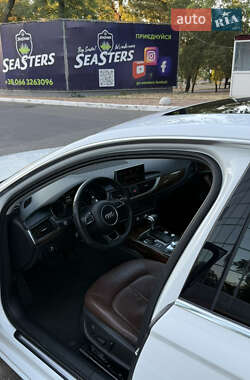 Седан Audi A6 2014 в 