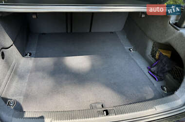 Седан Audi A6 2013 в 