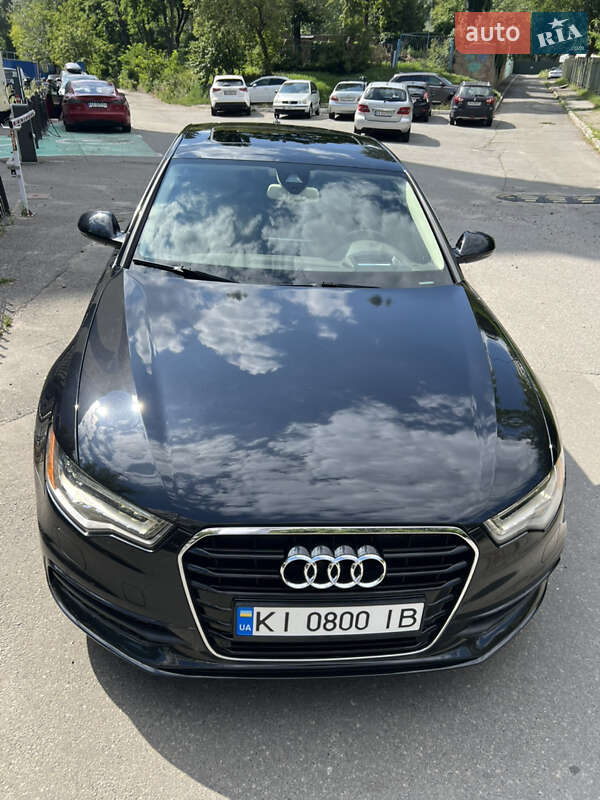 Седан Audi A6 2014 в Киеве