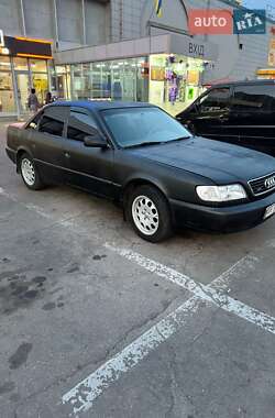 Седан Audi A6 1996 в 