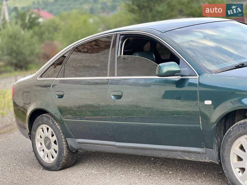 Седан Audi A6 2001 в Межгорье