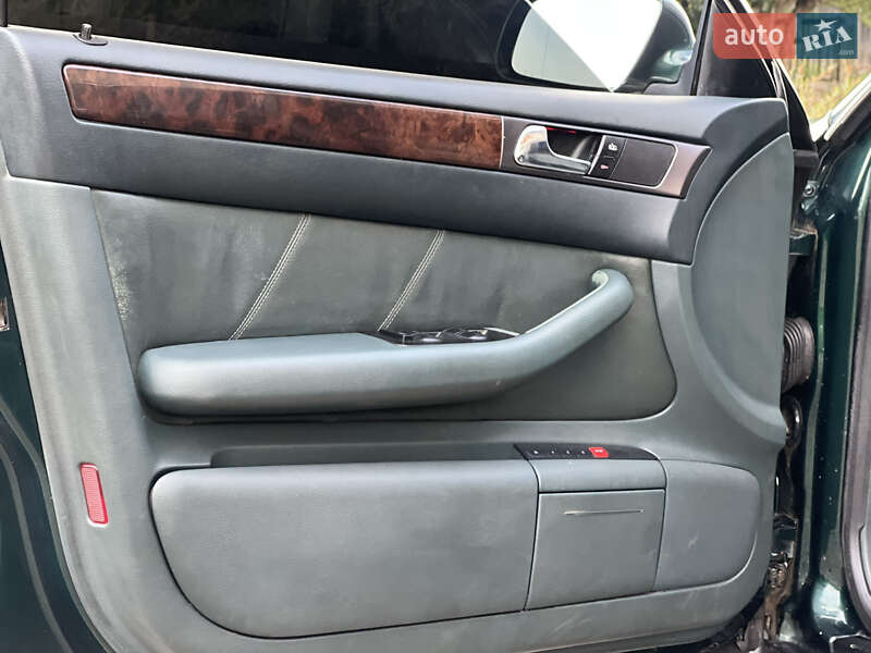Седан Audi A6 2001 в Межгорье