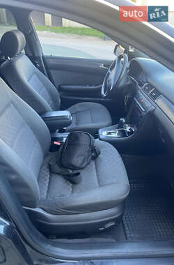 Универсал Audi A6 2003 в 