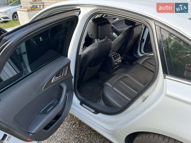 Седан Audi A6 2016 в Киеве