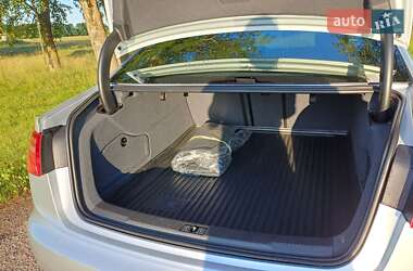 Седан Audi A6 2013 в 