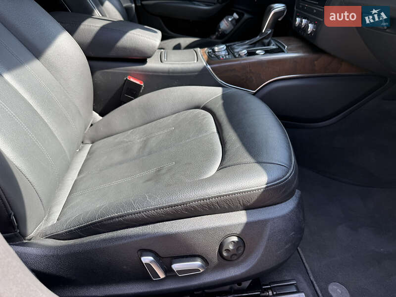 Седан Audi A6 2015 в Миргороде
