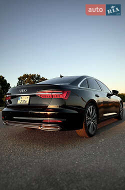 Седан Audi A6 2019 в 