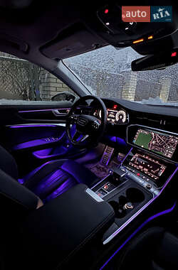 Седан Audi A6 2019 в 
