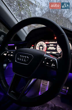 Седан Audi A6 2019 в 