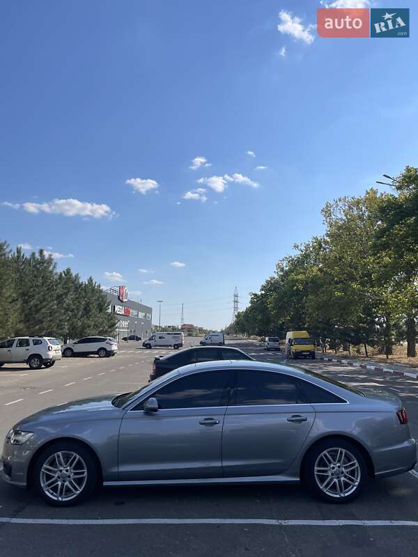 Седан Audi A6 2015 в Николаеве