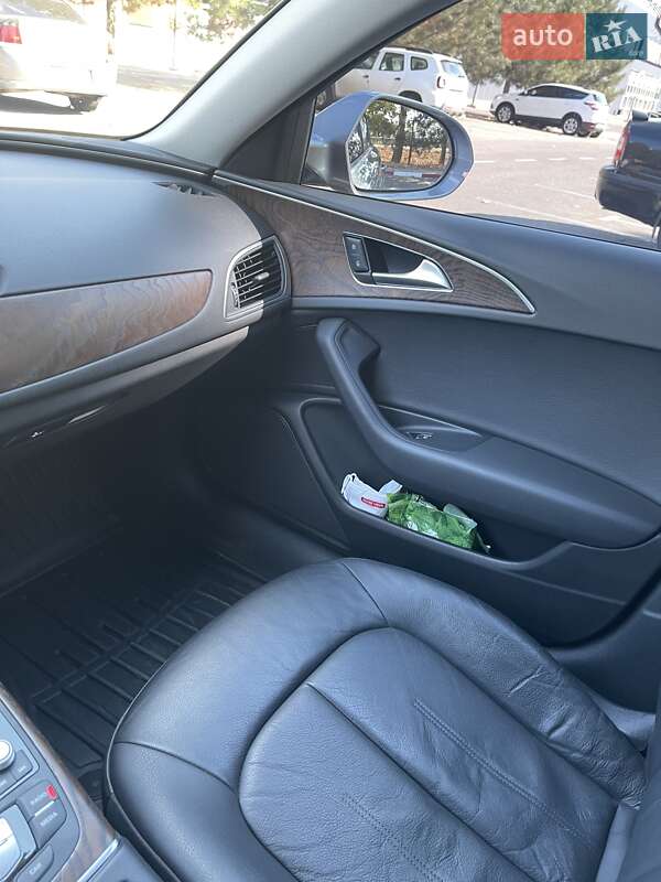 Седан Audi A6 2015 в Николаеве