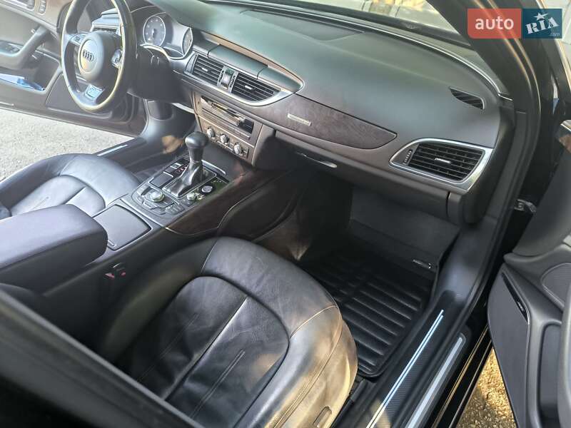 Седан Audi A6 2013 в Запорожье