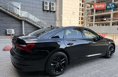 Седан Audi A6 2023 в 