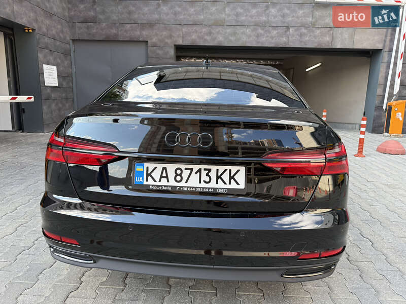 Седан Audi A6 2023 в Киеве