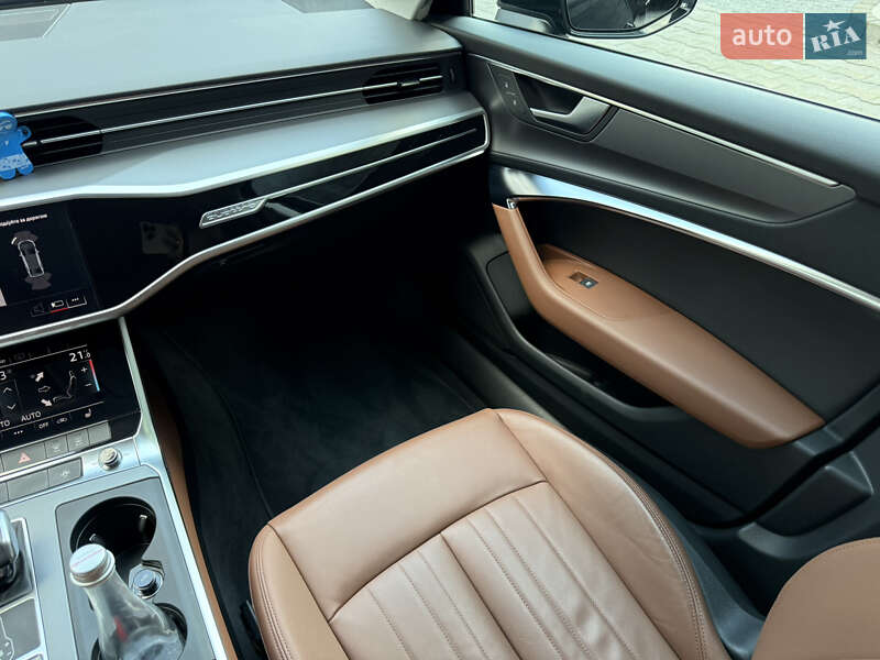 Седан Audi A6 2023 в Киеве