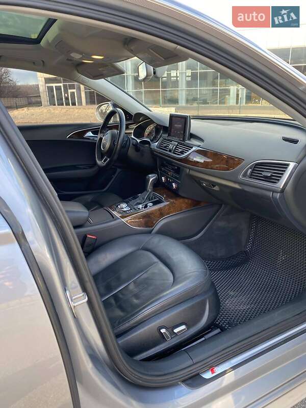 Седан Audi A6 2015 в Кривом Роге