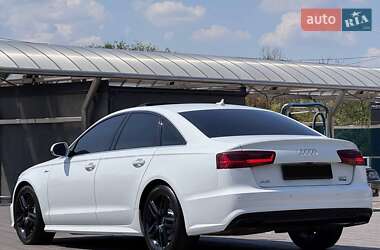 Седан Audi A6 2016 в 