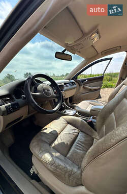 Седан Audi A6 2002 в 