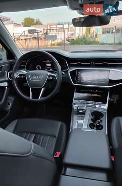 Седан Audi A6 2021 в 