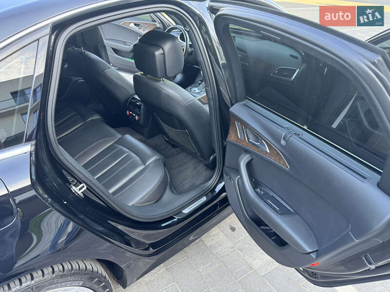 Седан Audi A6 2015 в Ужгороде