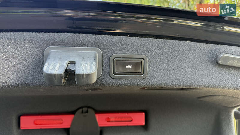 Седан Audi A6 2011 в Киеве