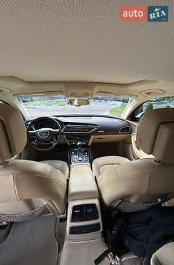 Седан Audi A6 2013 в 