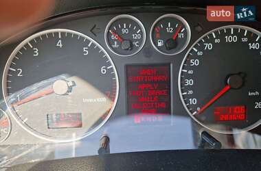 Седан Audi A6 2003 в 