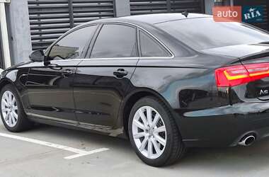 Седан Audi A6 2014 в 