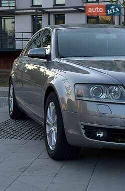 Седан Audi A6 2004 в 