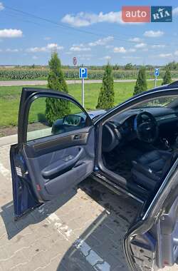 Универсал Audi A6 1999 в 