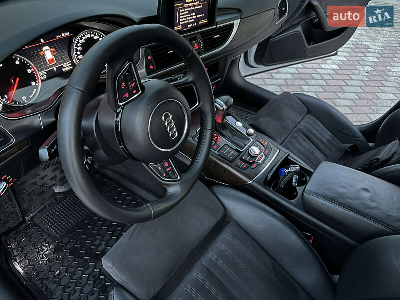Универсал Audi A6 2012 в Вижнице