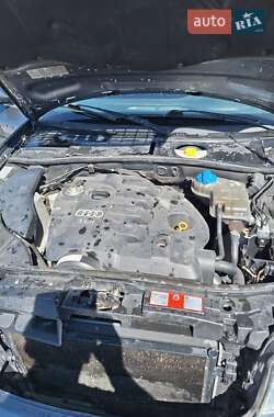 Универсал Audi A6 2003 в 